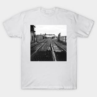 Lincoln Rail Station T-Shirt